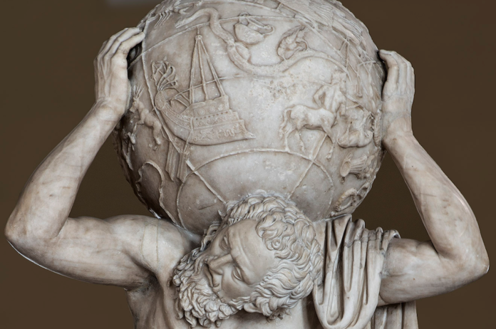 Una scultura del titano Atlante che sorregge il mondo