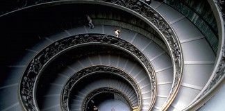 La scala a doppia elica dei Musei vaticani