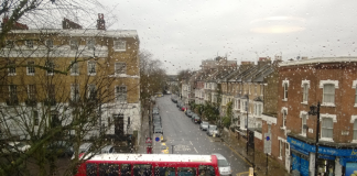Londra sotto la pioggia