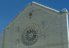 Il frontone della cattedrale di San Benedetto a Norcia, tra le poche cose rimaste in piedi dopo il terremoto di ottobre 2016