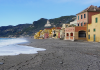 La spiaggia di Varigotti, in Liguria