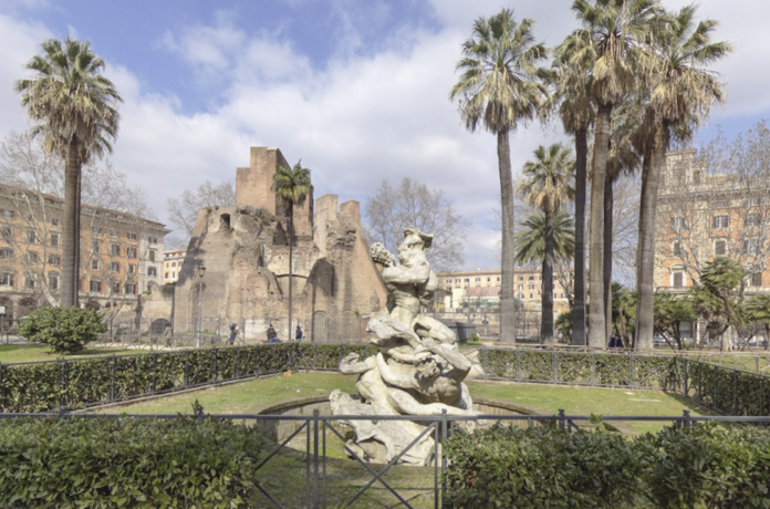 I giardini di Piazza Vittorio a Roma