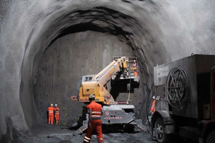 Lavori per costruzione tunnel appalti pubblici